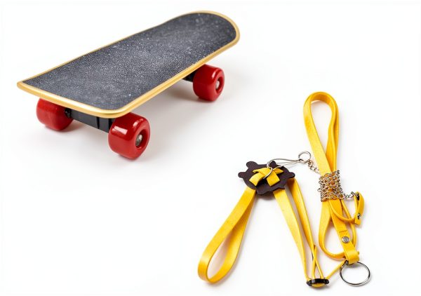 LIHang Turtle Harness Skateboard Pet Adventure Toy Yellow-1